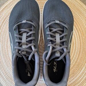 Altra Escalante 4 women’s 7